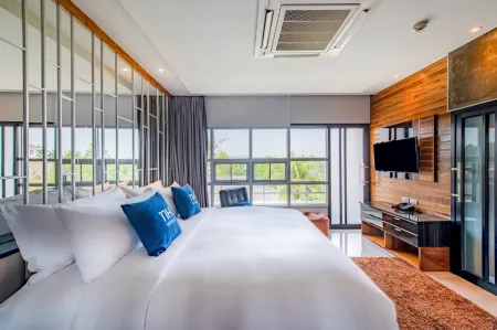 NH Boat Lagoon Phuket Resort