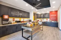 Hampton Inn by Hilton Verona at Turning Stone Hotels in Rome