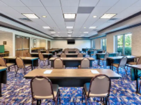 Hampton Inn & Suites Flint/Grand Blanc Hotels in Genesee County