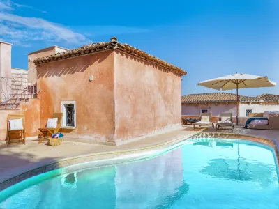 Cala Volpe Hotel dekat Dettori Market Srl