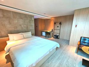 Central Person Hotel Pyeongtaek