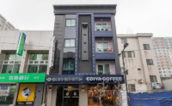 ブラウン - ドット ホテル 平沢国際中央市場周辺のホテル