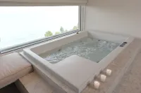 King Saron Hotel Resort - Hot Tub