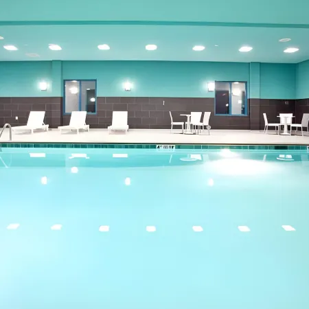 Holiday Inn Express & Suites NORFOLK AIRPORT by IHG