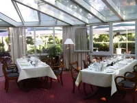 Clostermanns Hof Hotels in Widdig