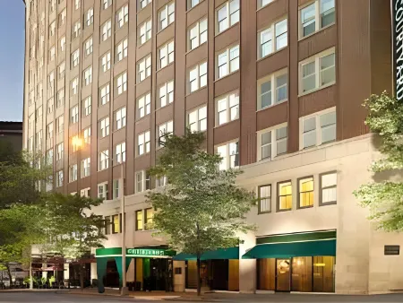 Courtyard Atlanta Downtown Отели в г. Фултон