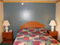 Snelling Motel Hotels in 