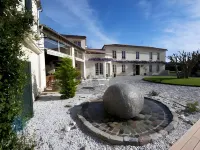 Domaine de Larchey Hôtels à : Martillac