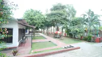 Balaji Resort Các khách sạn ở Varoti Kh.