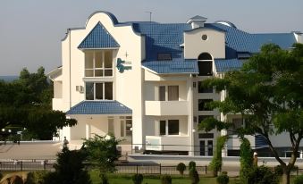 Roza Vetrov Hotel