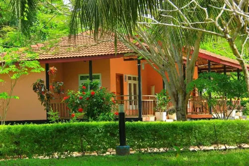 Charlestina Beach Resort