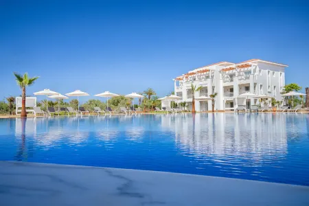 Radisson Blu Residences, Saidia