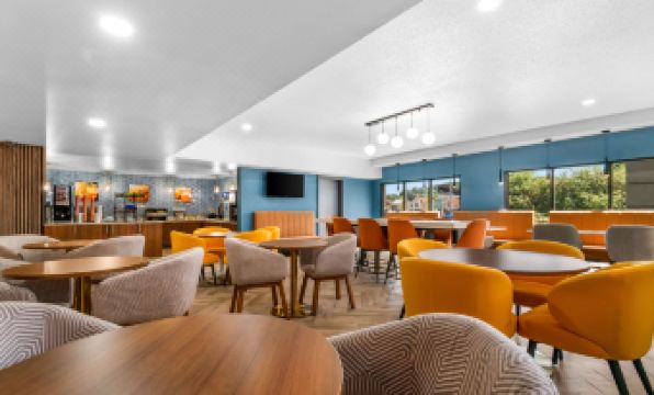 Comfort Inn & Suites