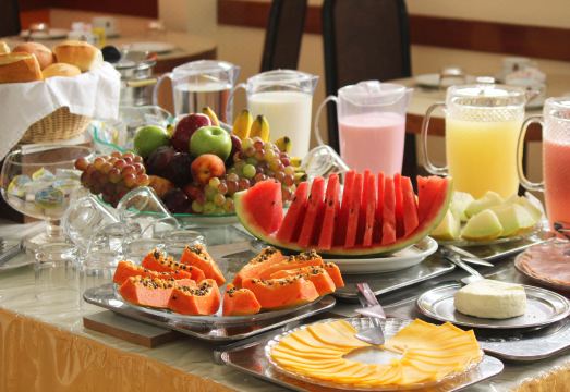 3. 라파로스 호텔..