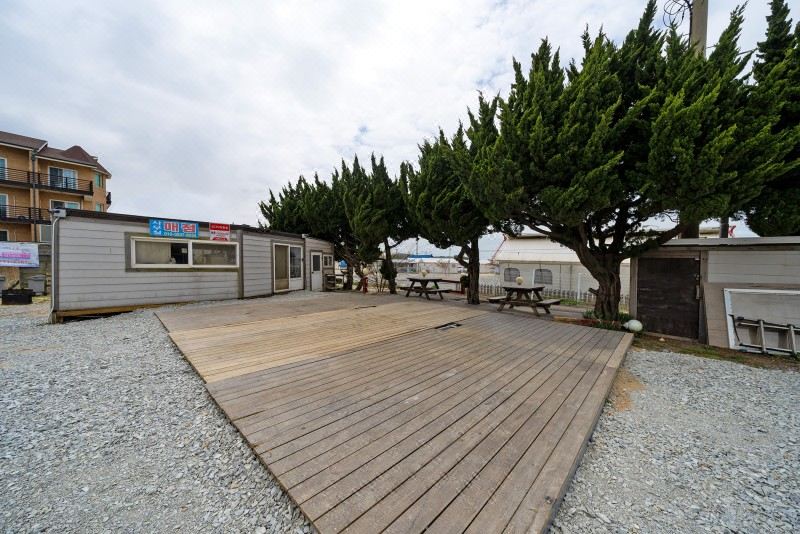 태안 학암포퍼스트카라반글램핑 외부 모습