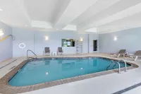 Comfort Suites - Swimmingpools