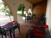 Logis Hôtel l'Arche de Noé Hôtels à : Noé