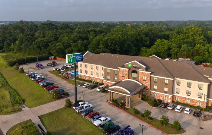 Holiday Inn Express & Suites CLEVELAND by IHG