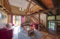 Le Manoir De St Marcel Hôtels à : Mauzac-et-Grand-Castang