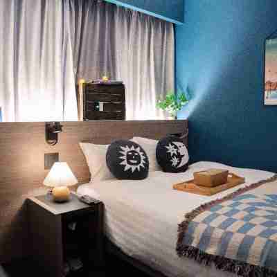 HOTEL SHE, OSAKA Rooms