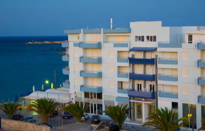 Astron Hotel