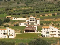 Estate Kares Hotels in Gorgolaini