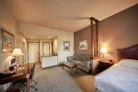DoubleTree by Hilton Hotel Phoenix - Gilbert Hotels in Gilbert