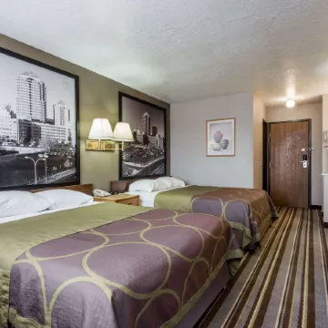 Super 8 by Wyndham Bernalillo