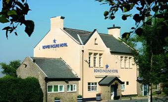 Bowes Incline Hotel