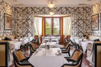 Spicers Clovelly Estate Hotels in Woombye