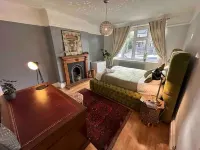 The Gemstone Manor - Homestays