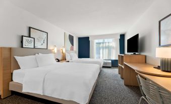 Spark by Hilton Tupelo