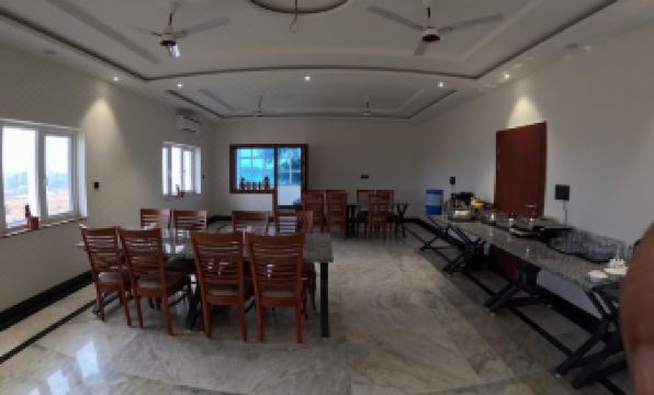 6. 호텔 스칼라..