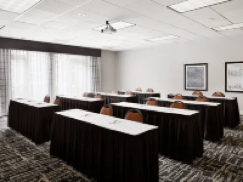 ホームウッド スイーツ バイ ヒルトン シャンペーン - アーバナ シャンペーンのホテル