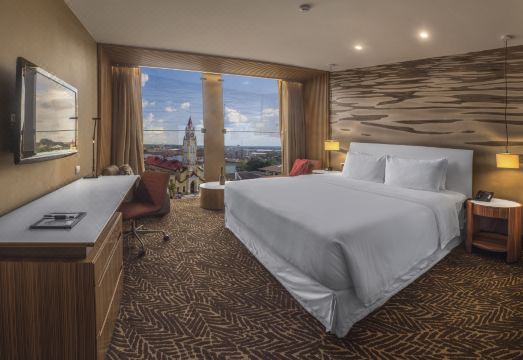 힐튼 이키토스 조식