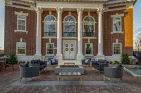 Hampton Inn and Suites Huntington Downtown Hotels in Huntington Station