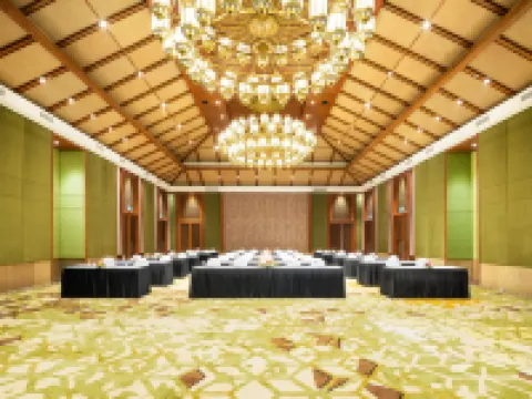 Hilton Goa Resort Hotels in Candolim