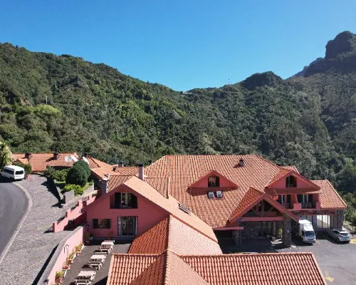 Valley View Hotel Encumeada 裏貝拉布拉瓦酒店