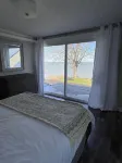 Lakefront home just minutes from wineries. Backyard sunsets!