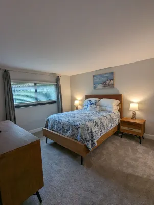 NEW condo! Just 15 min to Ft Myers and Sanibel beach! Great Location!!