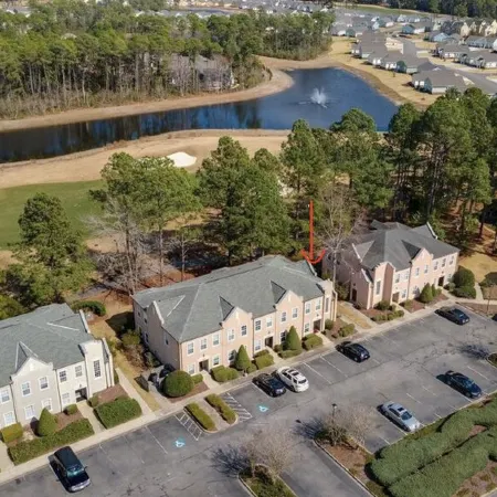 Luxurious Legends Golf Course Condo