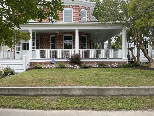 Spacious restored 1914 historic home steps from the beach.