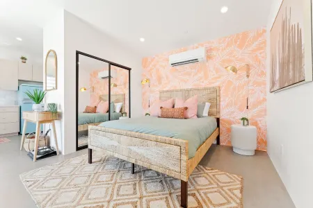 New Listing! Outdoor Grill~Hammocks~Firepit