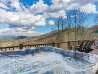 Private Mountain Cabin Retreat 1.5 acres, Amazing Views, Hot Tub, STARLINK Wifi Hotels in Notla