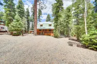 Dj's Duck Creek Village cabin