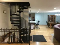 4 Bdrm 4 Bath Lake front Lake Sinissippi home Hotels in Dodge County