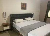 Wisma Madagaskar Hapakat Palangka Raya - 2 stelle