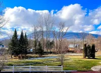 Cozy private apartment with winter views of Mt Equinox