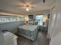 House, 4 Bedrooms + Sunroom, 2.5 Baths, Sleeps 13