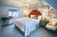 Enchanting cottage in the heart of Chipping Campden - 4-Star